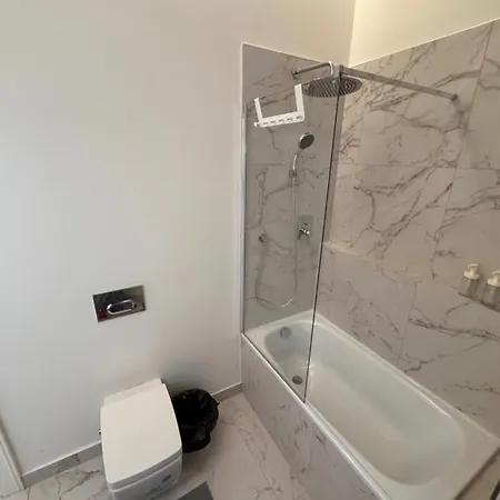 Augusta Luxury - Near Praca Do Comercio Apartment