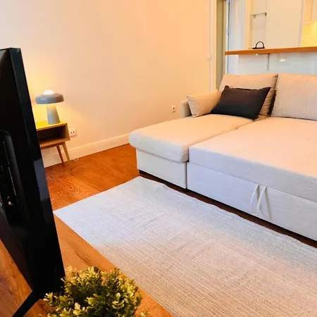 Augusta Luxury - Near Praca Do Comercio דירה *